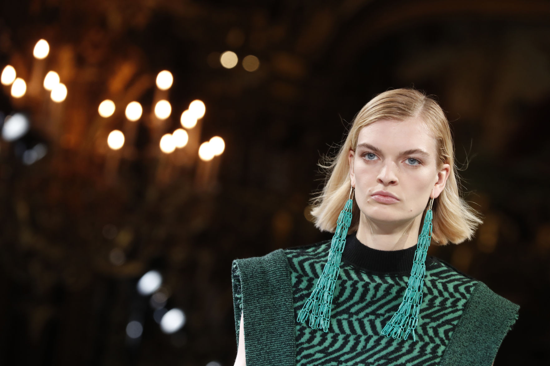 Paris Fashion 2019 F/W McCartney